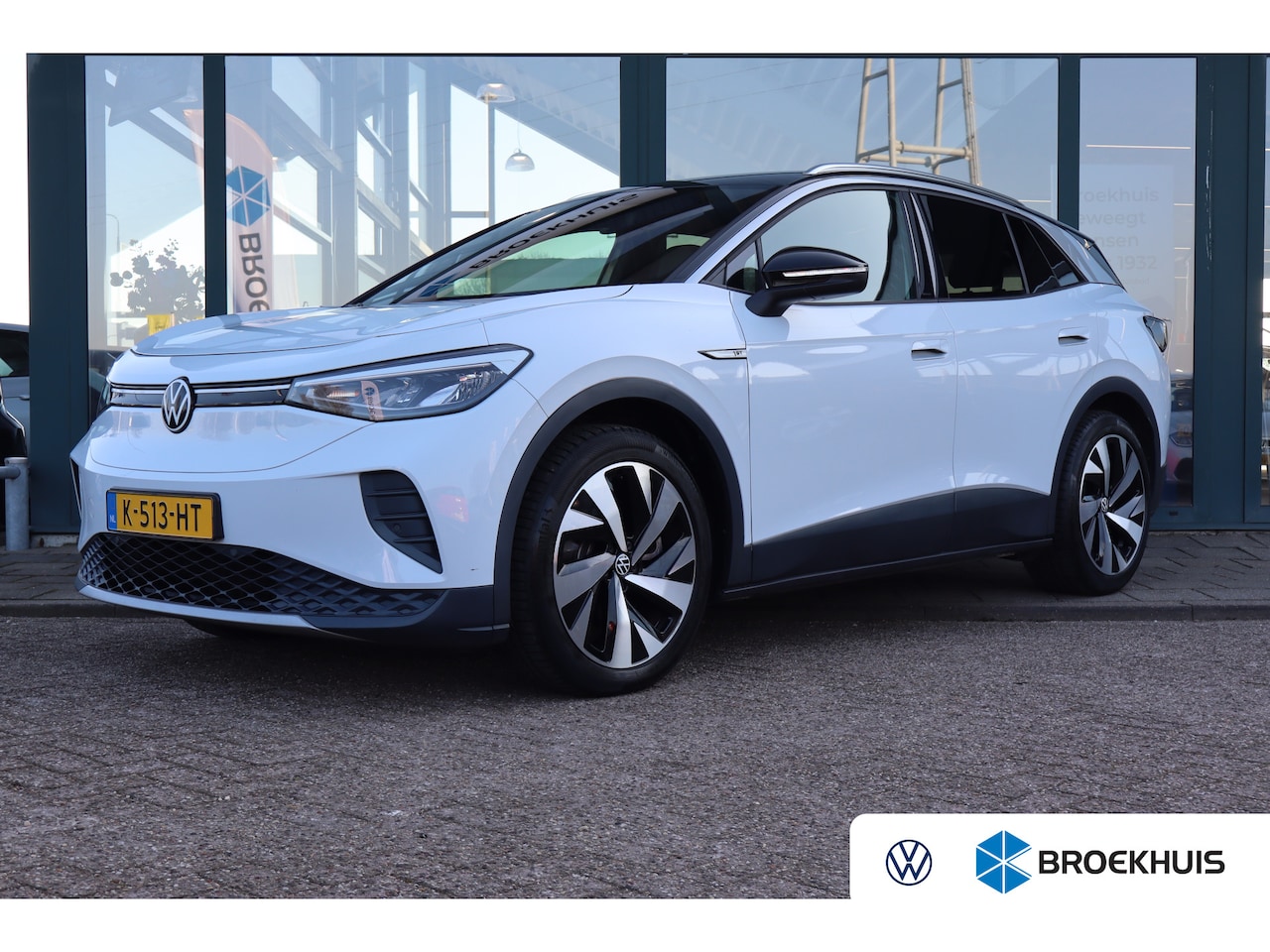 Volkswagen ID.4 - First 77 kWh | Navigatie | Stoelverwarming | Trekhaak | - AutoWereld.nl
