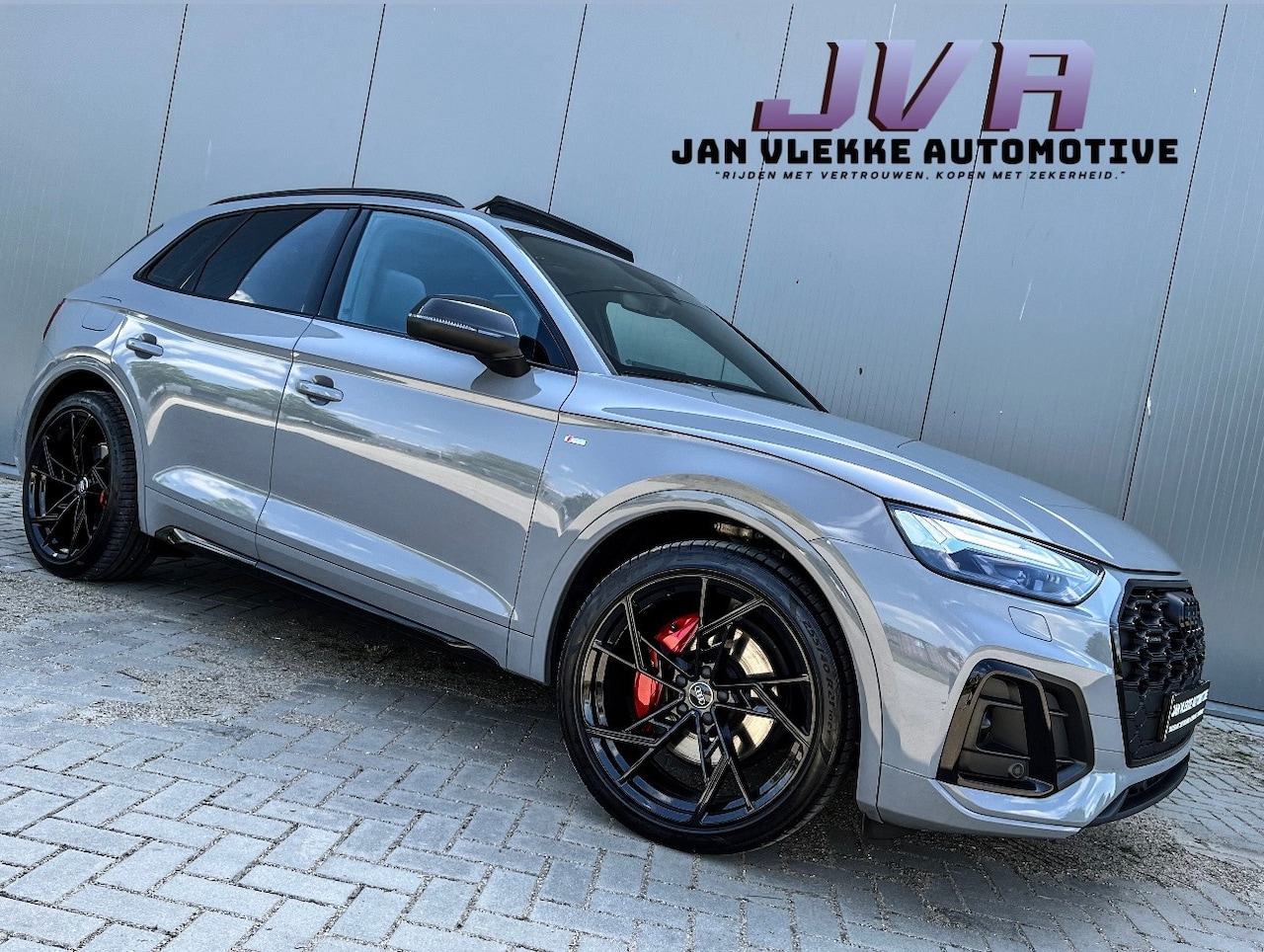 Audi Q5 - 55 TFSI E 376Pk Nardo Carbon Pano 21Inch Rs-inter Luchtvering - AutoWereld.nl