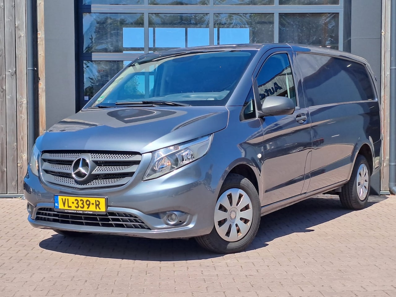 Mercedes-Benz Vito - 111 CDI Lang | Marge | Carplay | Cruise | Camera | Trekhaak | - AutoWereld.nl