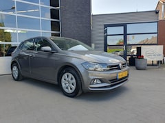 Volkswagen Polo - 1.0 TSI 70KW/95PK Comfortline, Executive pakket, trekhaak, app connect, adaptive cruise co