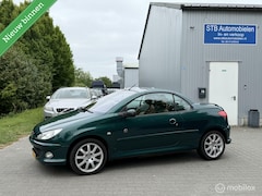 Peugeot 206 CC - 2.0-16V Roland Garros Weinig KM’s, Nieuwe APK