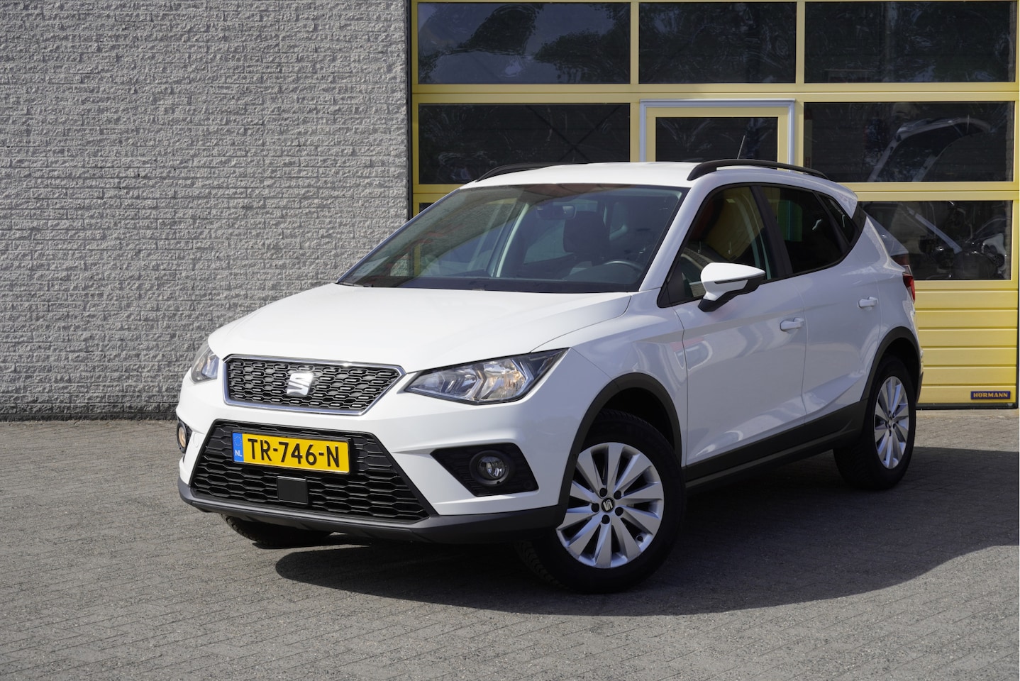 Seat Arona - 1.0 TSI Style Business Intense BJ2018 Lmv 16" | Led | Pdc | Navi | Keyless entry | Achteru - AutoWereld.nl