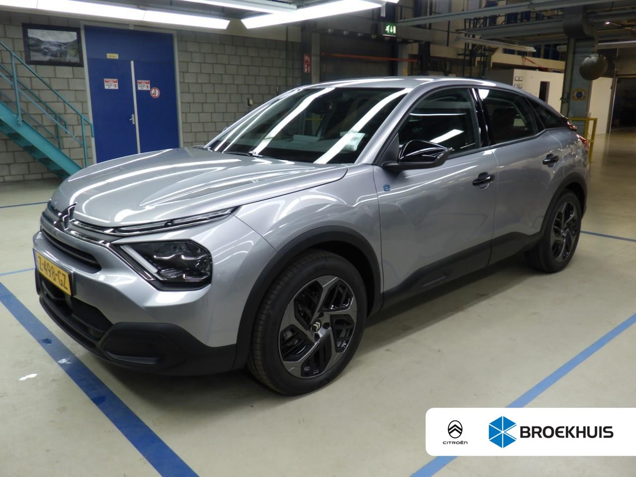 Citroën Ë-C4 - You 50 kWh | Achterbank in delen neerklapbaar | Apple Carplay/Android Auto|telefoonintegra - AutoWereld.nl
