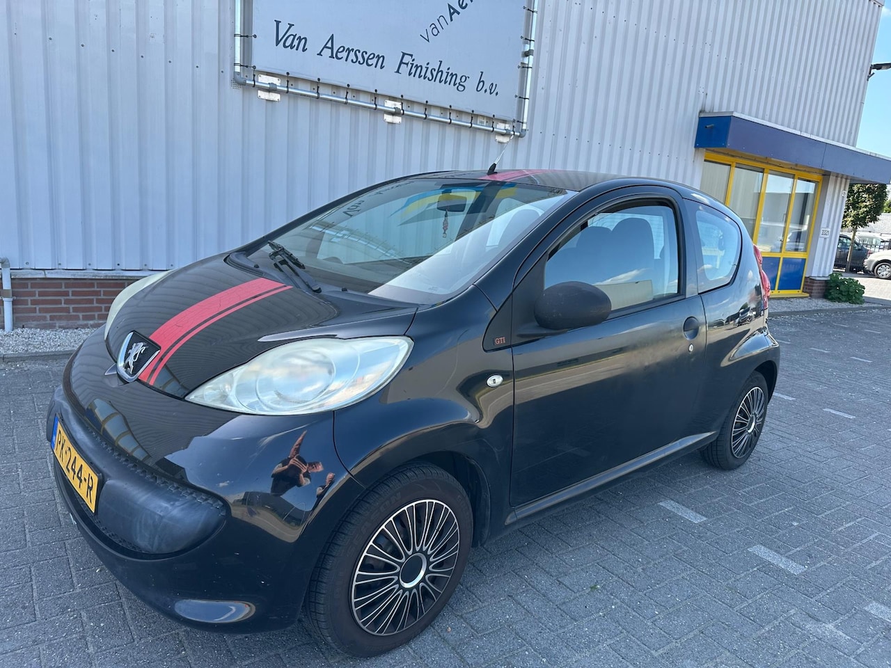 Peugeot 107 - 1.0-12V XR 1.0-12V XR - AutoWereld.nl