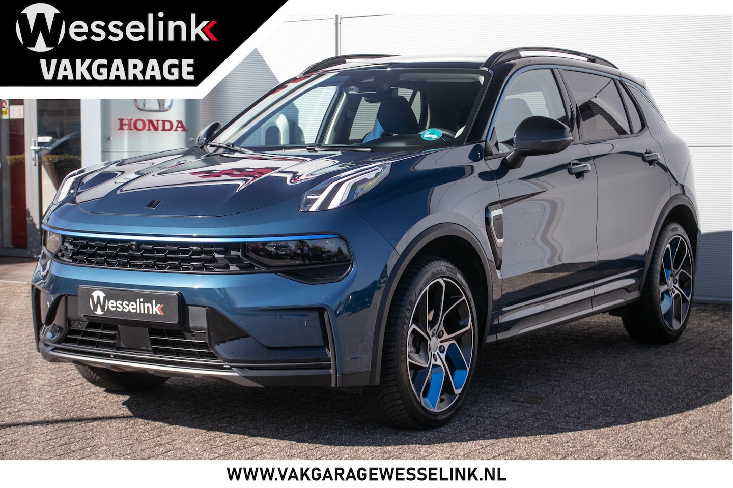 Lynk & Co 01 - 1.5 - All-in rijklrprs | Nav | 360 cam | Schuif/-kanteldak | Mem. stoel | 1800 KG trekgewi - AutoWereld.nl