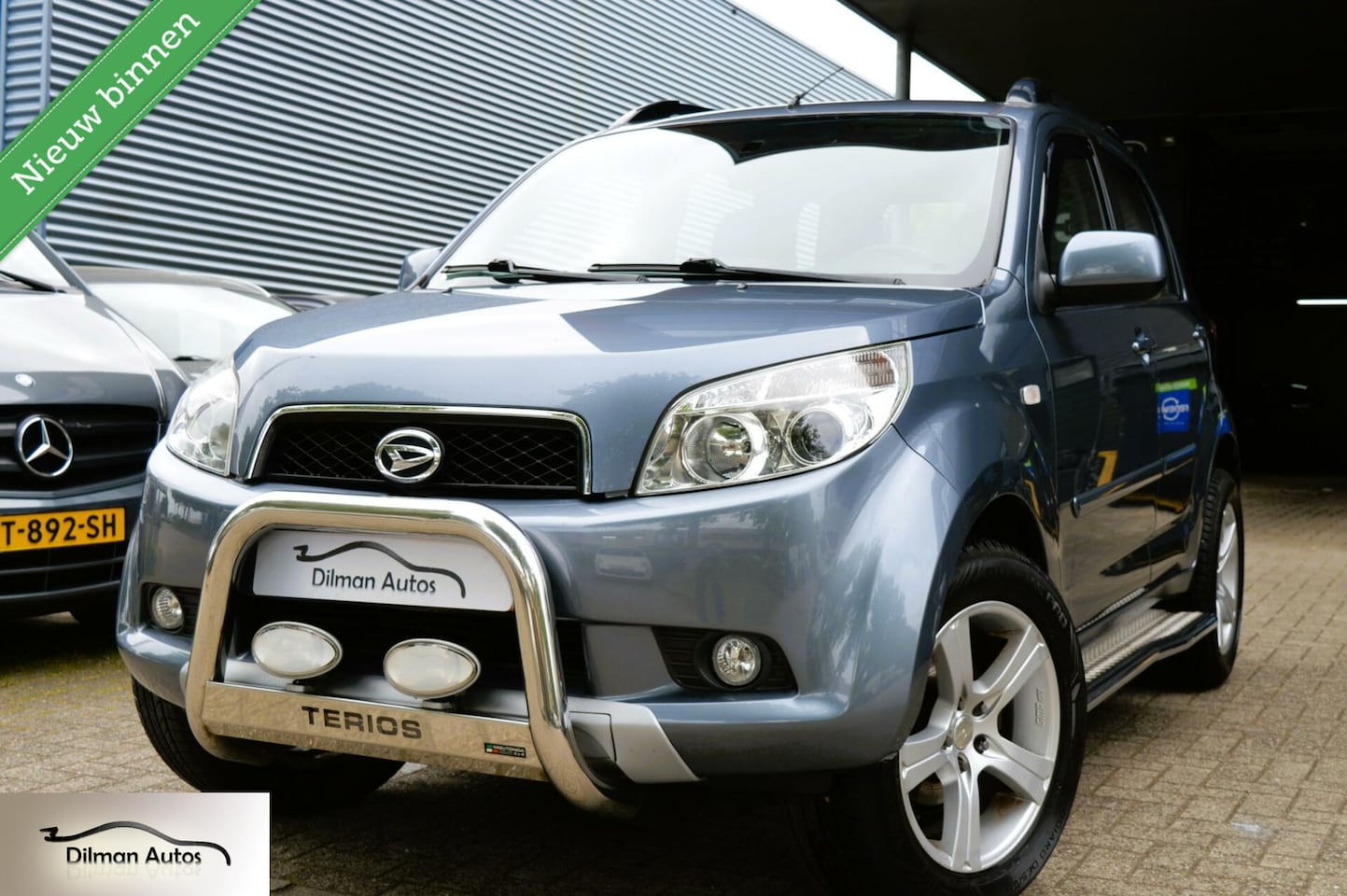 Daihatsu Terios - 1.5-16v Expedition 2WD/Navi/Pdc/Trekhaak!Nap - AutoWereld.nl