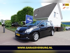 Toyota Verso - 1.8 VVT-i Aspiration Automaat (Airco, Cruise, PDC, Trekhaak, Panoramadak)