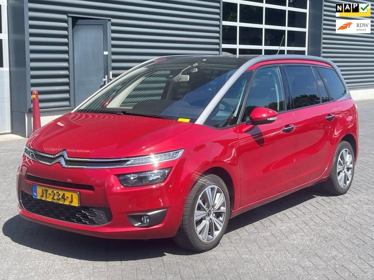 Citroën Grand C4 Picasso - 1.2 PureTech Business 1.2 PureTech Business, 7 Persoons, Pano, Camera, Trekhaak, PDC - AutoWereld.nl