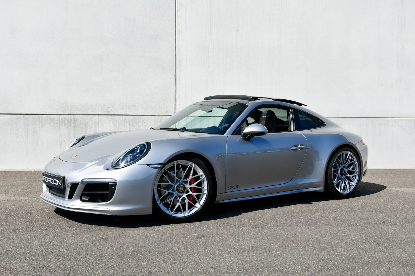 Porsche 911 - 3.0 Carrera GTS 3.0 Carrera GTS - AutoWereld.nl