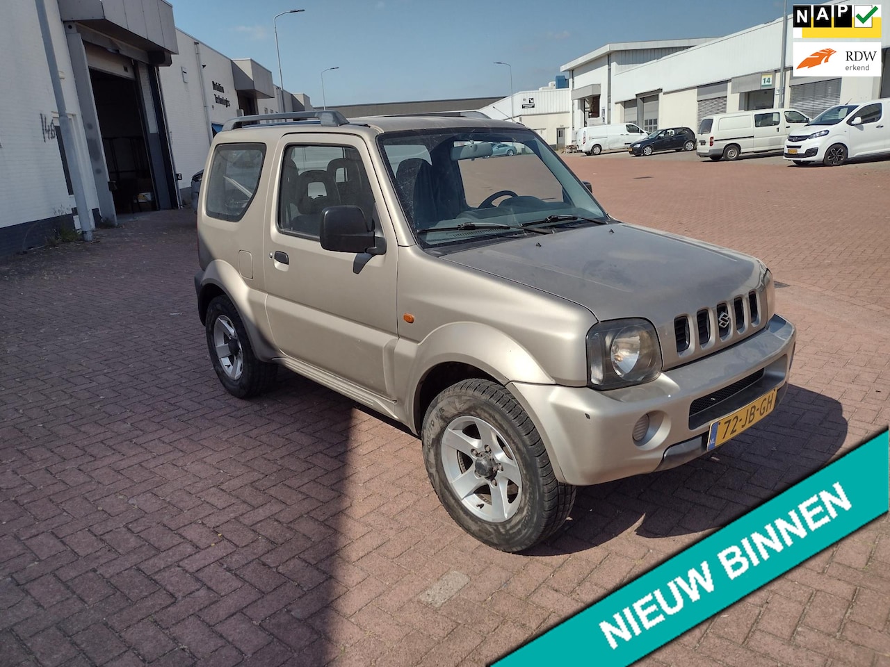 Suzuki Jimny - 1.3 JLX 4X4 MOOIE AUTO BEL 0619590613 APK NIEUWEN TOT 16-05-2026 - AutoWereld.nl