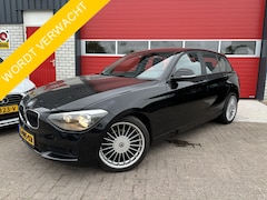 BMW 1-serie - 114i EDE NWE KETTING / STOELVERW / PDC / AIRCO / ELEK RAMEN