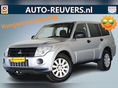 Mitsubishi Pajero - 3.2 DI-D Instyle 4WD / Grijs kenteken / Airco / Aut / Trekhaak