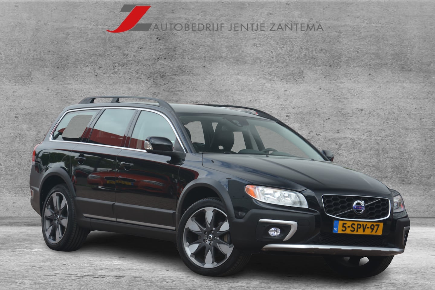 Volvo XC70 - 2.0 D4 FWD Nordic | Navigatie | Leer | Stoelverwarming | PDC | NL auto!! | - AutoWereld.nl
