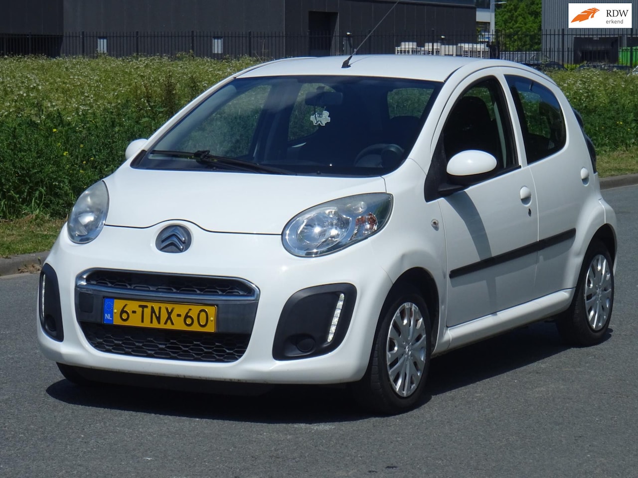 Citroën C1 - 1.0 Collection BJ2014 5DEURS 93DKM NAP/AIRCO/APK - AutoWereld.nl