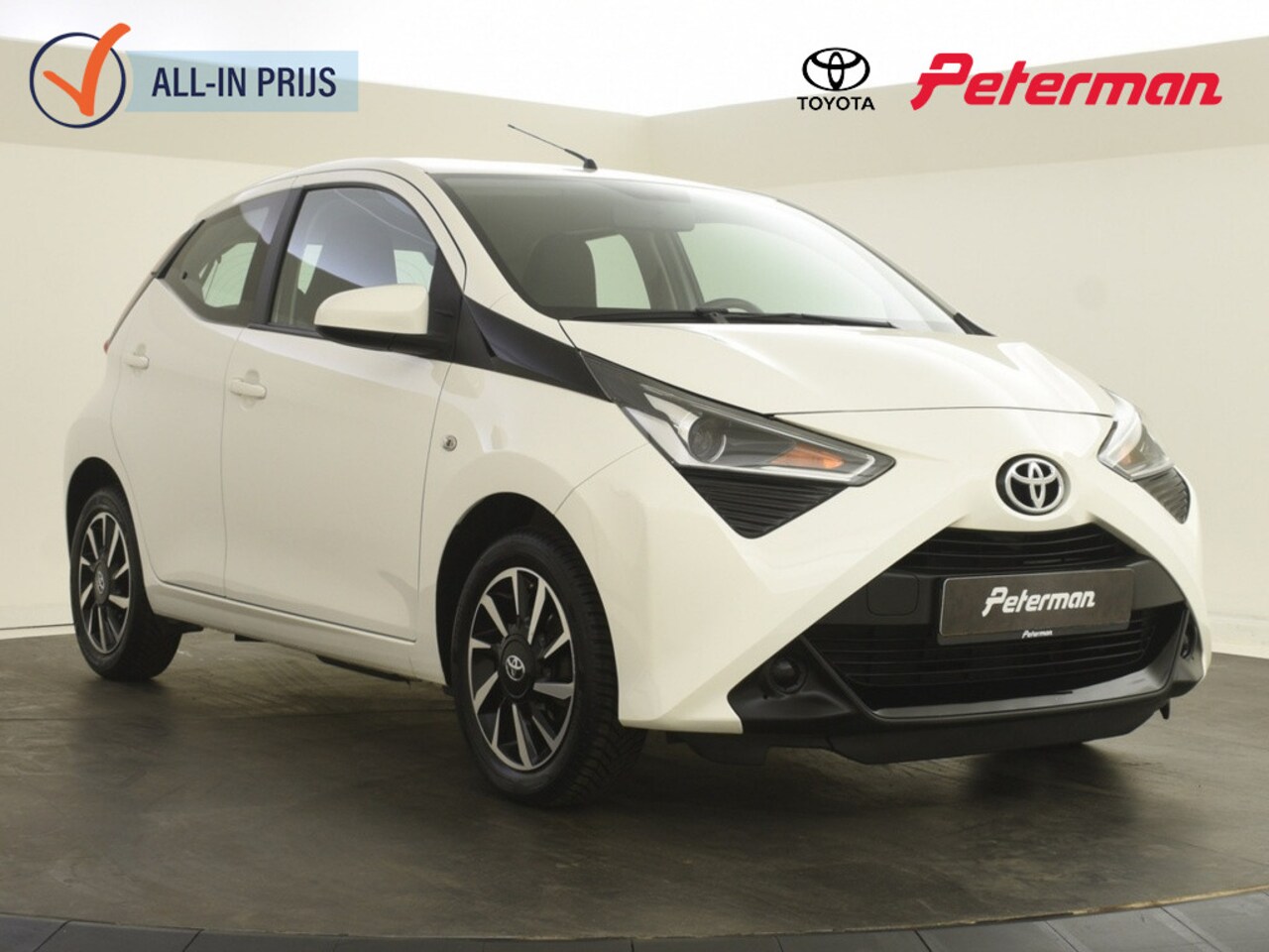 Toyota Aygo - 1.0 VVT-i x-play 1.0 VVT-i x-play - AutoWereld.nl