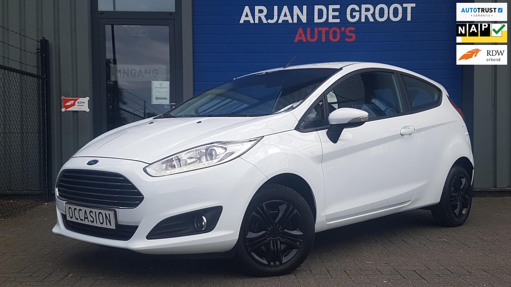 Ford Fiesta - 1.25 4cilinder Airco Bleutooth elec pakket LED - AutoWereld.nl