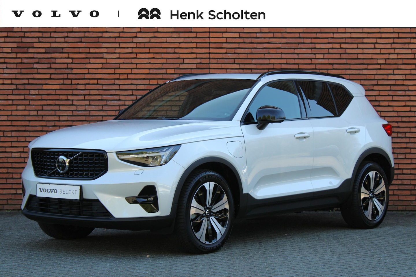 Volvo XC40 - T4 Plug-in Hybrid AUT7 211PK Ultimate Dark | | Panoramisch Schuif-/Kanteldak | Power Seats - AutoWereld.nl