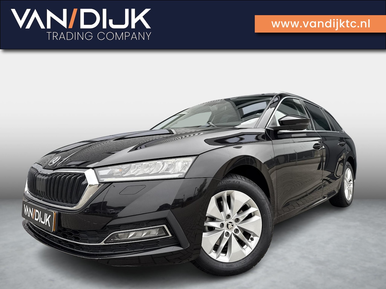 Skoda Octavia Combi - 1.0 TSI Business Edition ✓Virtual Cockpit ✓Full LED ✓Navigatie ✓Camera ✓Apple Carplay & An - AutoWereld.nl