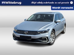 Volkswagen Passat Variant - 1.4 TSI PHEV GTE Business / Trekhaak Wegklapbaar / Panoramadak / Elek Achterklep Met Virtu