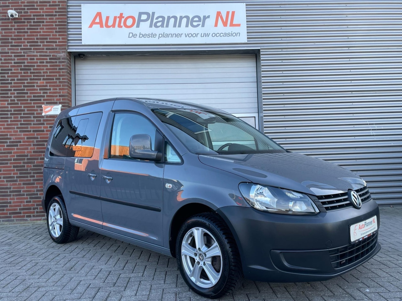 Volkswagen Caddy - 1.2 TSI! Airco! 7-Persoons! 2x Schuifdeuren! - AutoWereld.nl