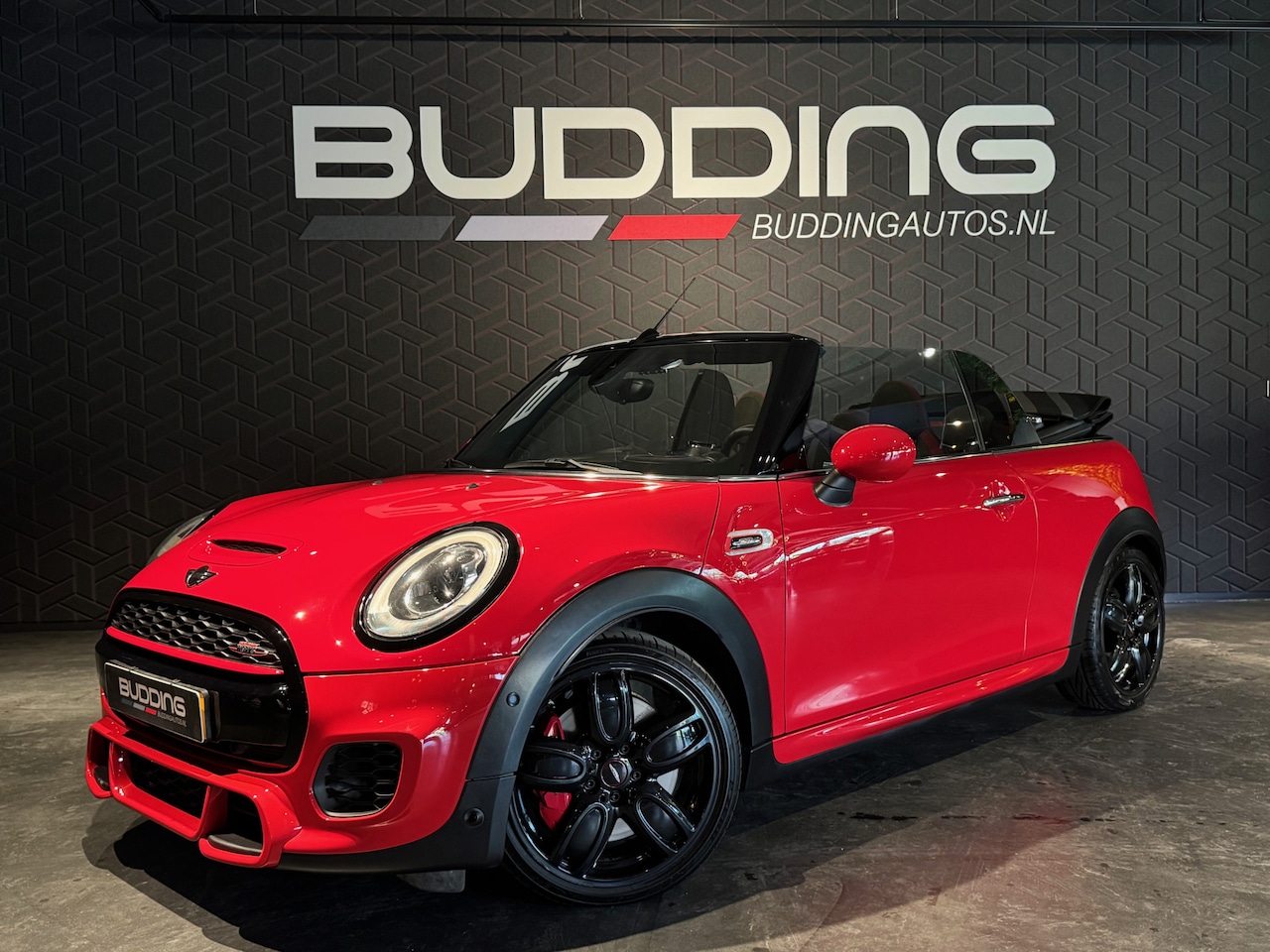 MINI Cabrio - Mini 2.0 John Cooper Works Chili | Head-up - AutoWereld.nl