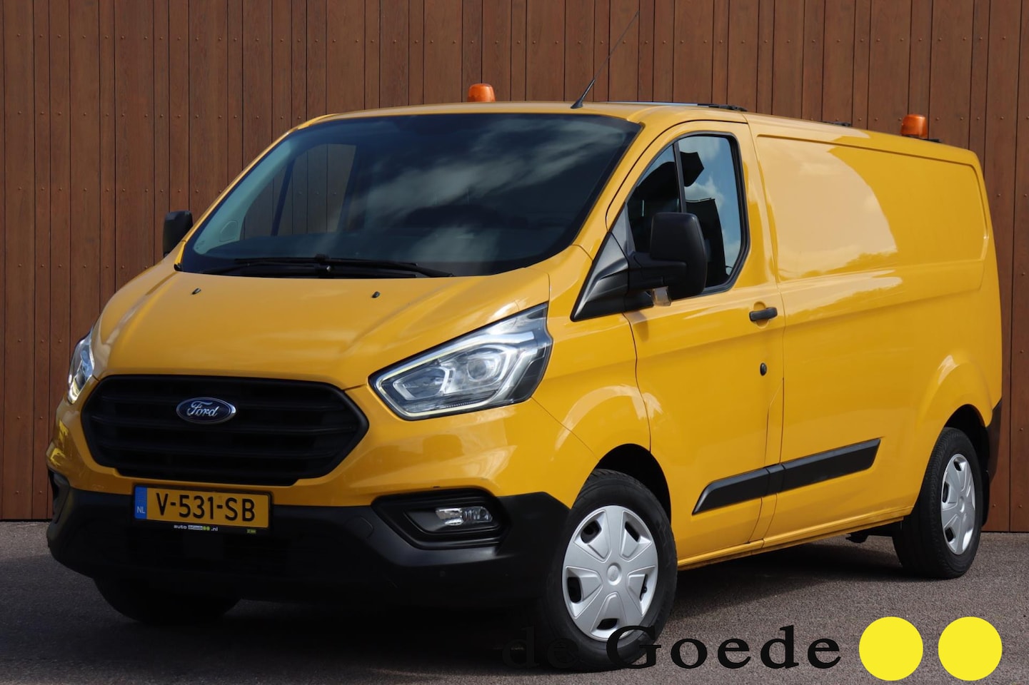 Ford Transit Custom - 340 2.0 TDCI L2H1 Trend org.NL trekhaak stoelverw. pdc - AutoWereld.nl