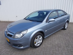 Opel Vectra GTS - 1.9 CDTi Executive ( APK KEURING BIJ AFLEVERING )