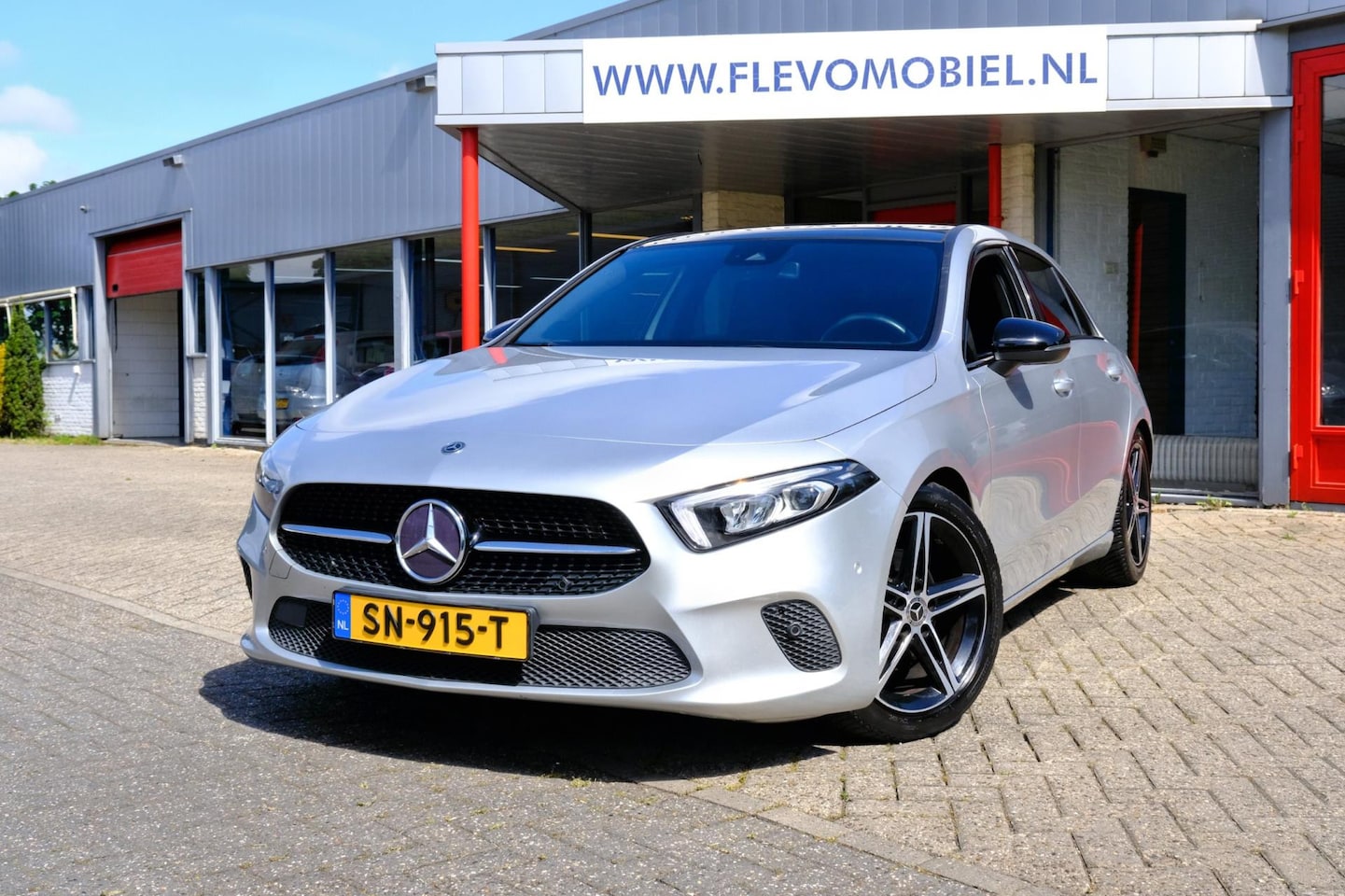 Mercedes-Benz A-klasse - 200 Advantage AMG aut. Pano|Leder|Navi|Cam|LMV - AutoWereld.nl