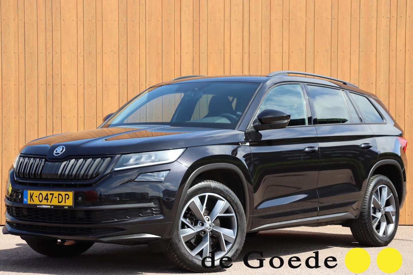 Skoda Kodiaq - 1.5 TSI Sportline Business org.NL camera el.stoel+mem+vw - AutoWereld.nl