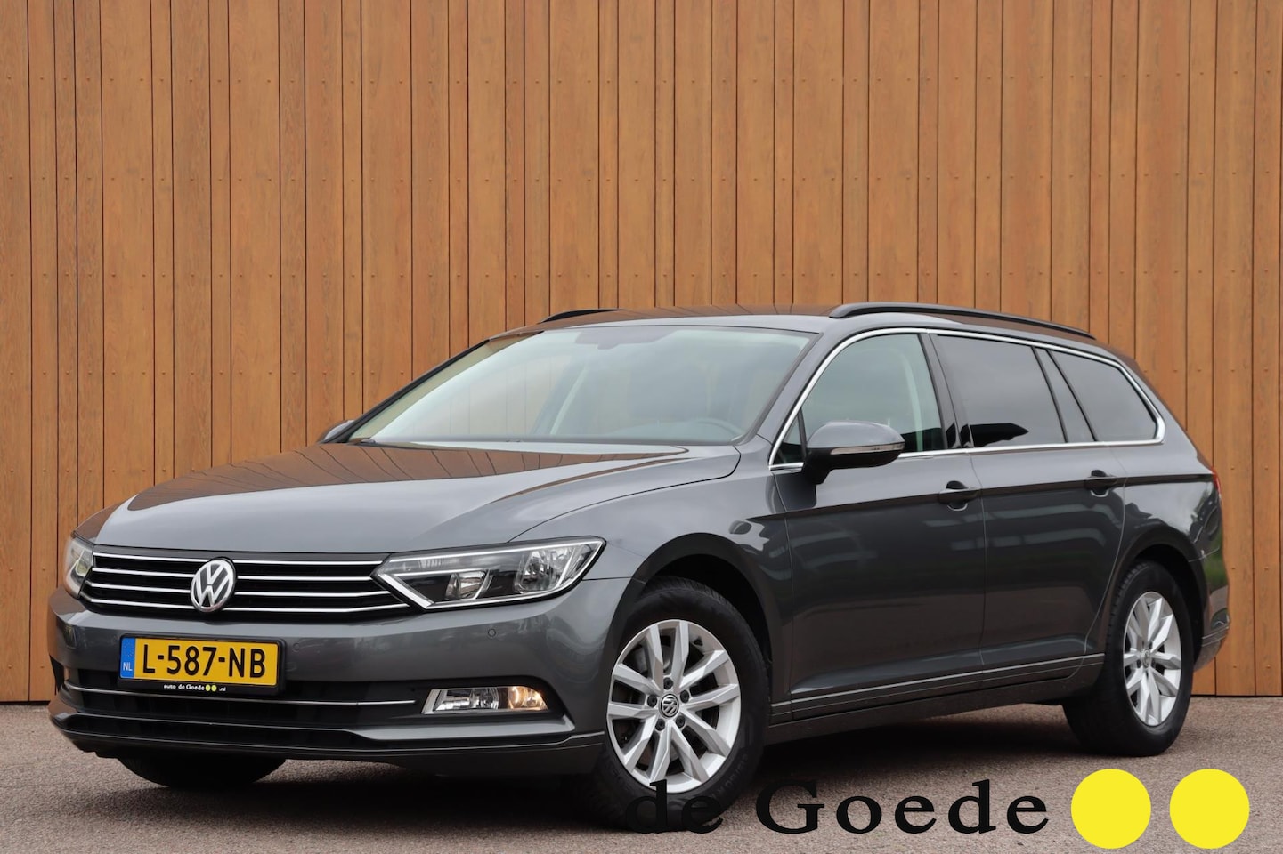 Volkswagen Passat Variant - 1.4 TSI Comfortline el.klep a.camera stoelverw. navi - AutoWereld.nl