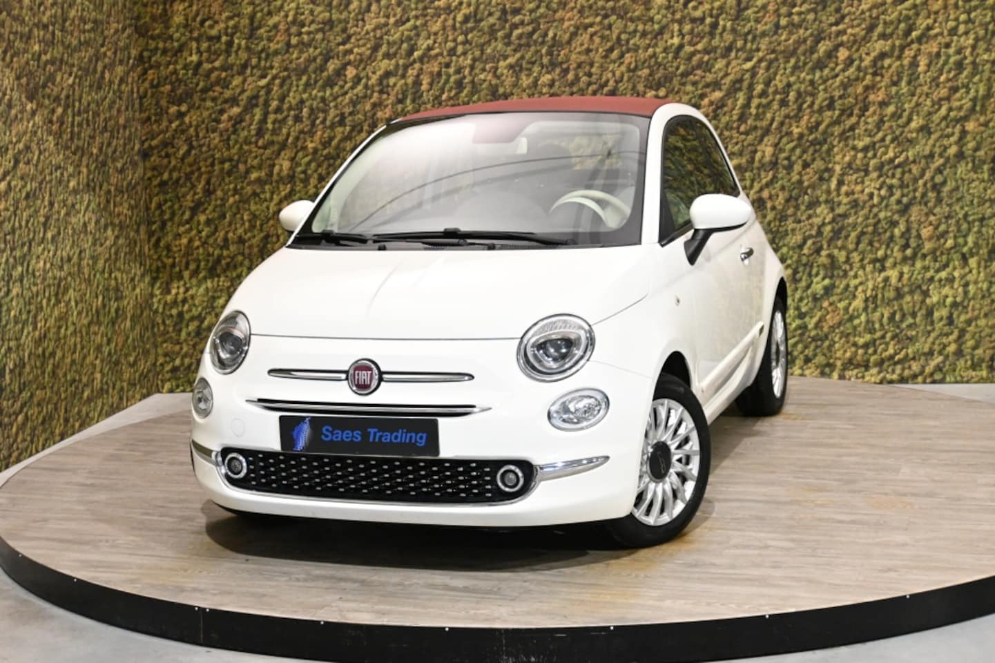 Fiat 500 C - 1.2 Lounge Cabrio | Carplay | PDC | Navi - AutoWereld.nl