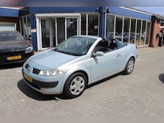 Renault Mégane - Megane 2.0-16V AUTH. COMF