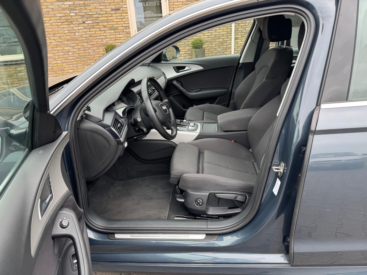 Audi A6 Limousine - 1.8 TFSI ultra Business Edition Bj 2015 Automaat Trekhaak - AutoWereld.nl