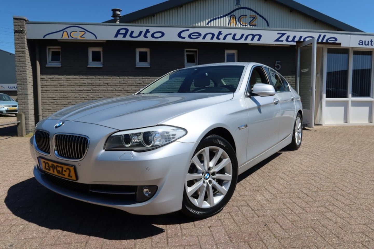 BMW 5-serie - 528i High Executive 528I HIGH EXECUTIVE, NAVI , LEDER ENZ... - AutoWereld.nl
