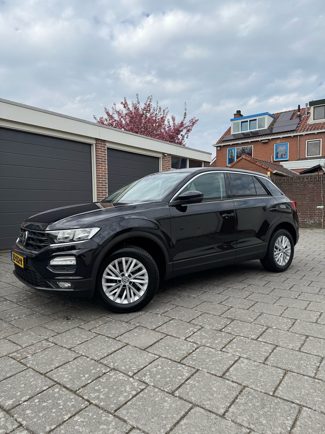 Volkswagen T-Roc - 1.0 TSI Style - AutoWereld.nl