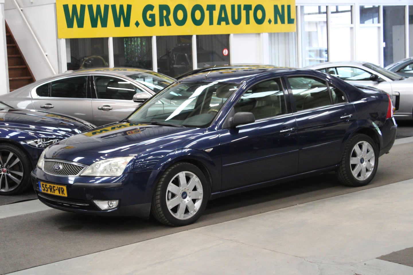 Ford Mondeo - 2.0-16V Ghia Executive Airco, Trekhaak, Cruise control - AutoWereld.nl