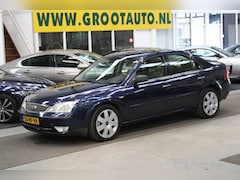 Ford Mondeo - 2.0-16V Ghia Executive Airco, Trekhaak, Cruise control