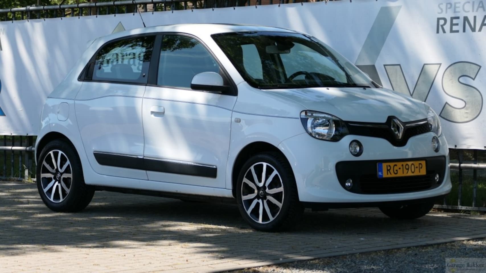 Renault Twingo - SCe 70 EDC Automaat Intens - AutoWereld.nl