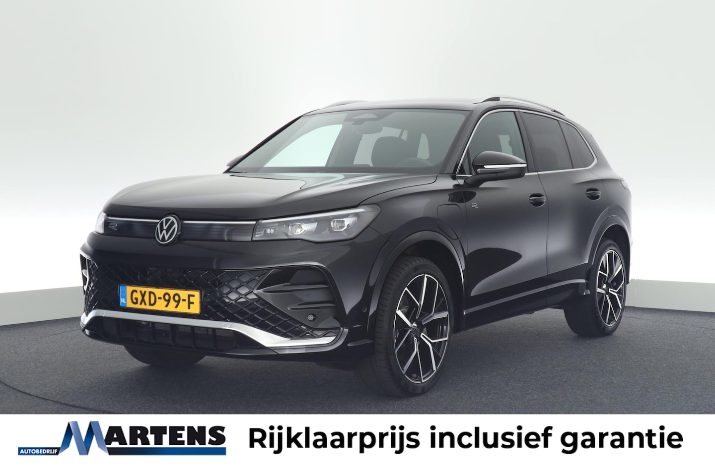 Volkswagen Tiguan - 1.5 eHybrid 204pk PHEV R-Line Business Camera Keyless Leder Memory Virtual Cockpit - AutoWereld.nl