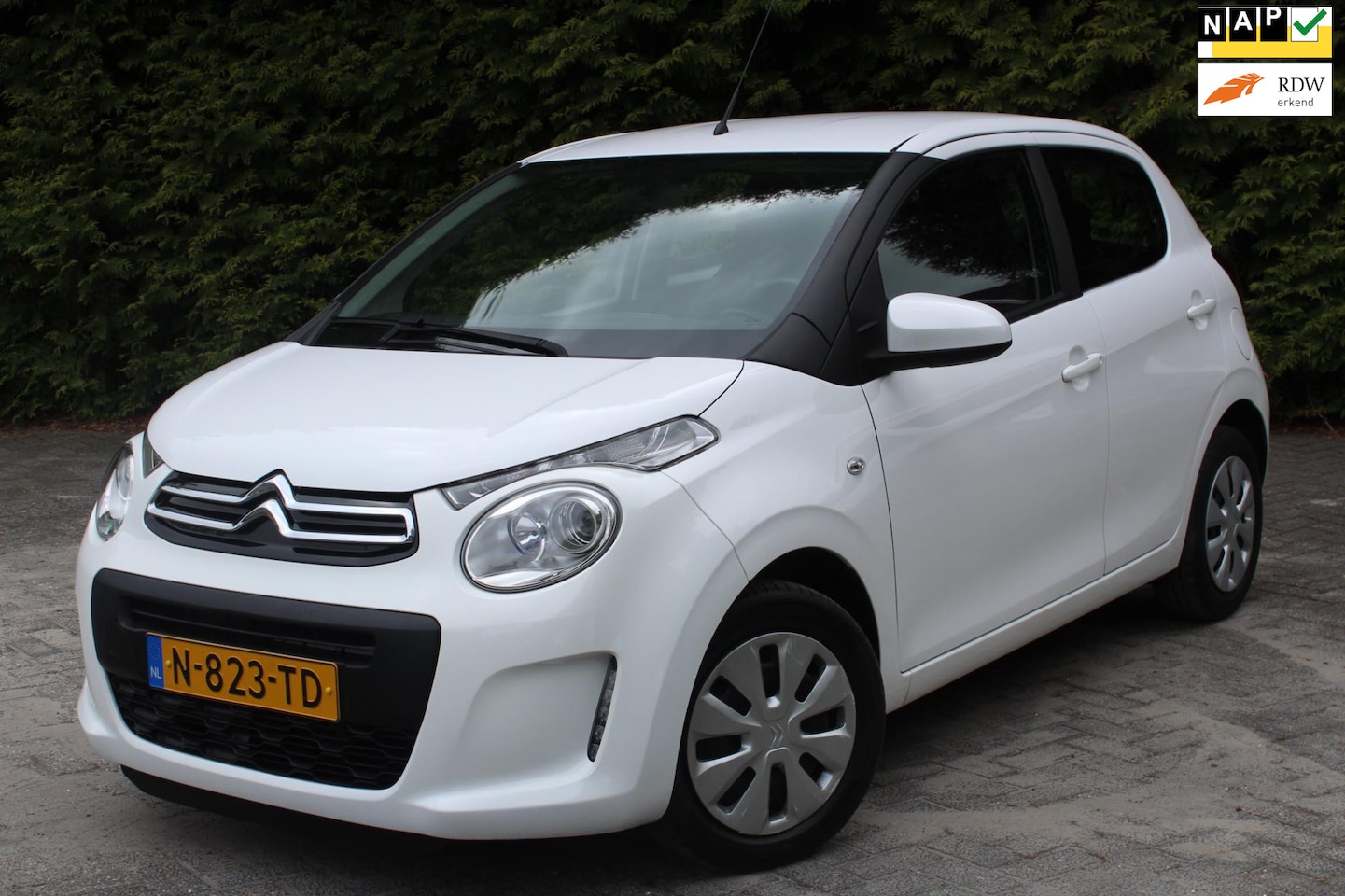 Citroën C1 - 1.0 VTi Feel 72PK | Airco | Elektrische Ramen | Cruise Control | Achteruitrijcamera - AutoWereld.nl