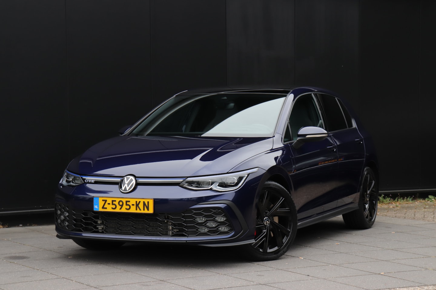 Volkswagen Golf - 1.4 eHybrid GTE | PANO-DAK | LEDER | NAVIGATIE | LED | FULL OPTIONS - AutoWereld.nl