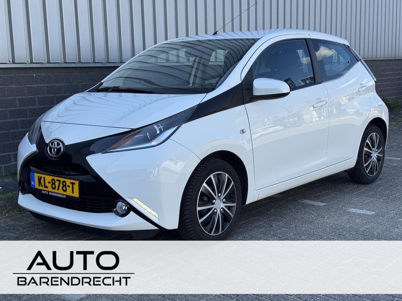 Toyota Aygo - 1.0 VVT-i x-play AIRCO | CAMERA - AutoWereld.nl