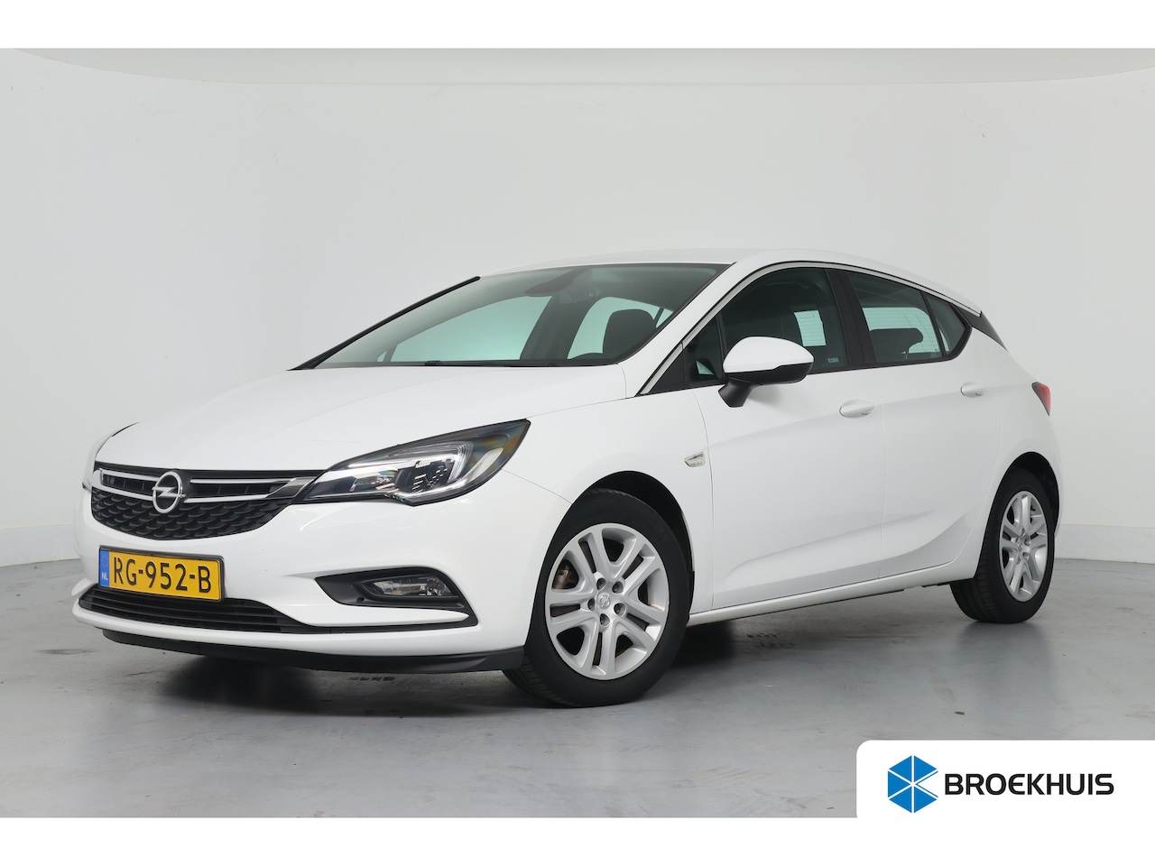 Opel Astra - 1.4 Business+ | Navigatie | Parkeersensoren | Airco | Cruise Control | Apple Carplay & And - AutoWereld.nl