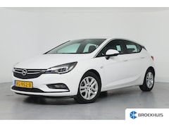 Opel Astra - 1.4 Business+ | Navigatie | Parkeersensoren | Airco | Cruise Control | Apple Carplay & And