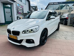 BMW 2-serie Gran Tourer - 220d M Sport Aut/Pano/Led