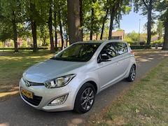 Hyundai i20 - 1.2 HP i-Motion Nette auto 2014