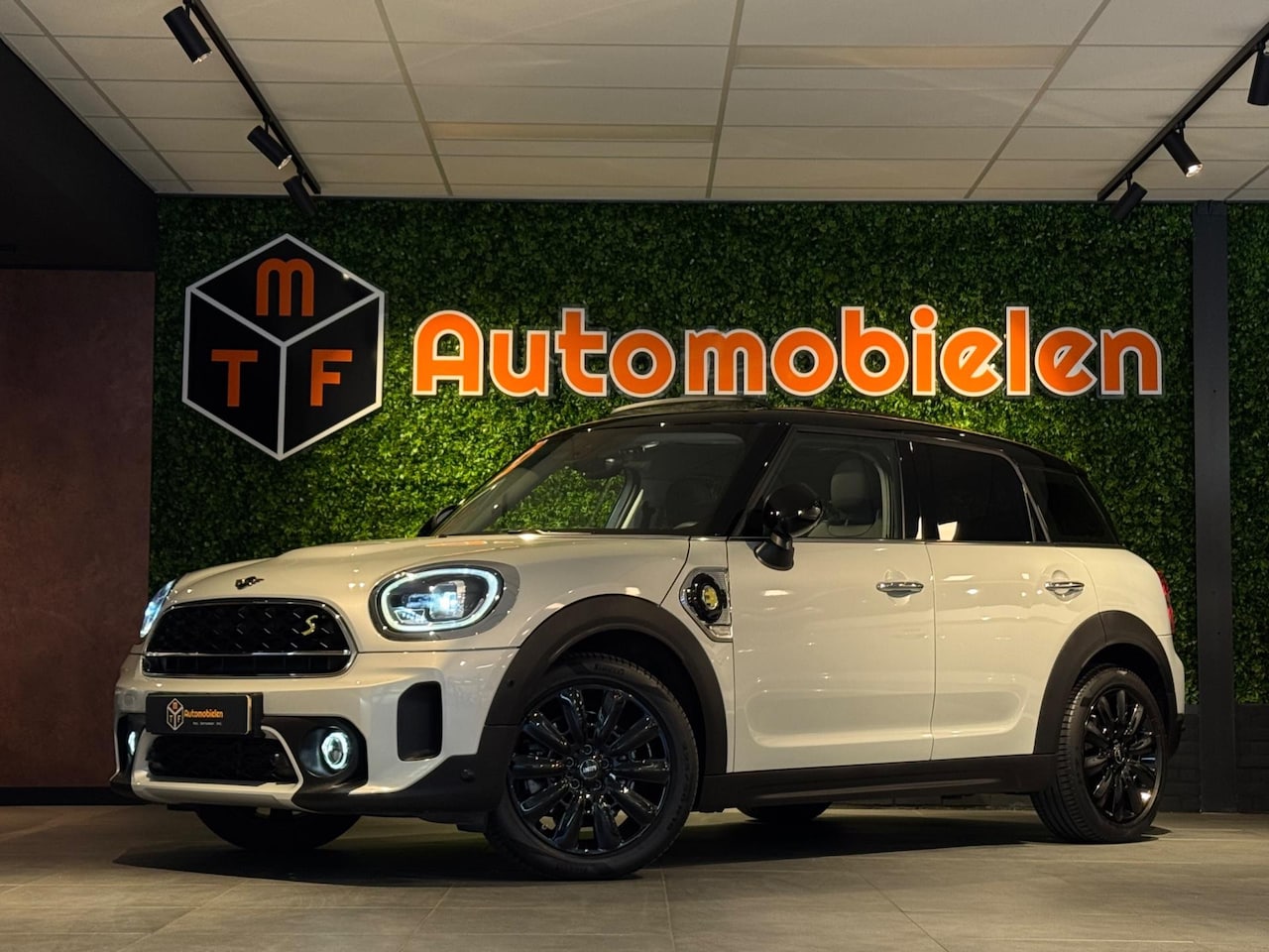 MINI Countryman - Mini 2.0 Cooper S E ALL4 224 PK |PANO|VIRTUAL|CAMERA|BOMVOL - AutoWereld.nl