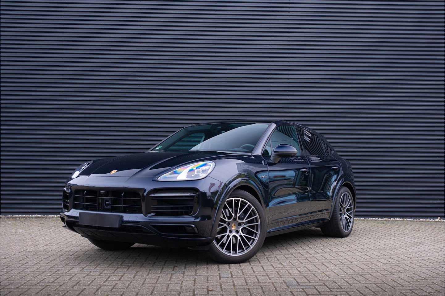Porsche Cayenne Coupé - 3.0 E-Hybrid Platinum Edition 3.0 E-Hybrid Platinum Edition - AutoWereld.nl