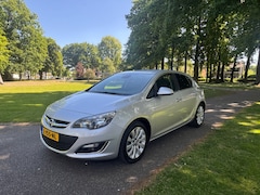 Opel Astra - 1.4 Turbo Sport Edition-Goed onderhouden auto