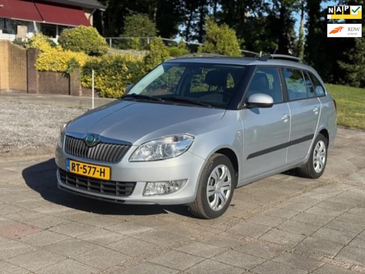 Skoda Fabia Combi - 1.2-12V Fresh/Combi/Airco - AutoWereld.nl